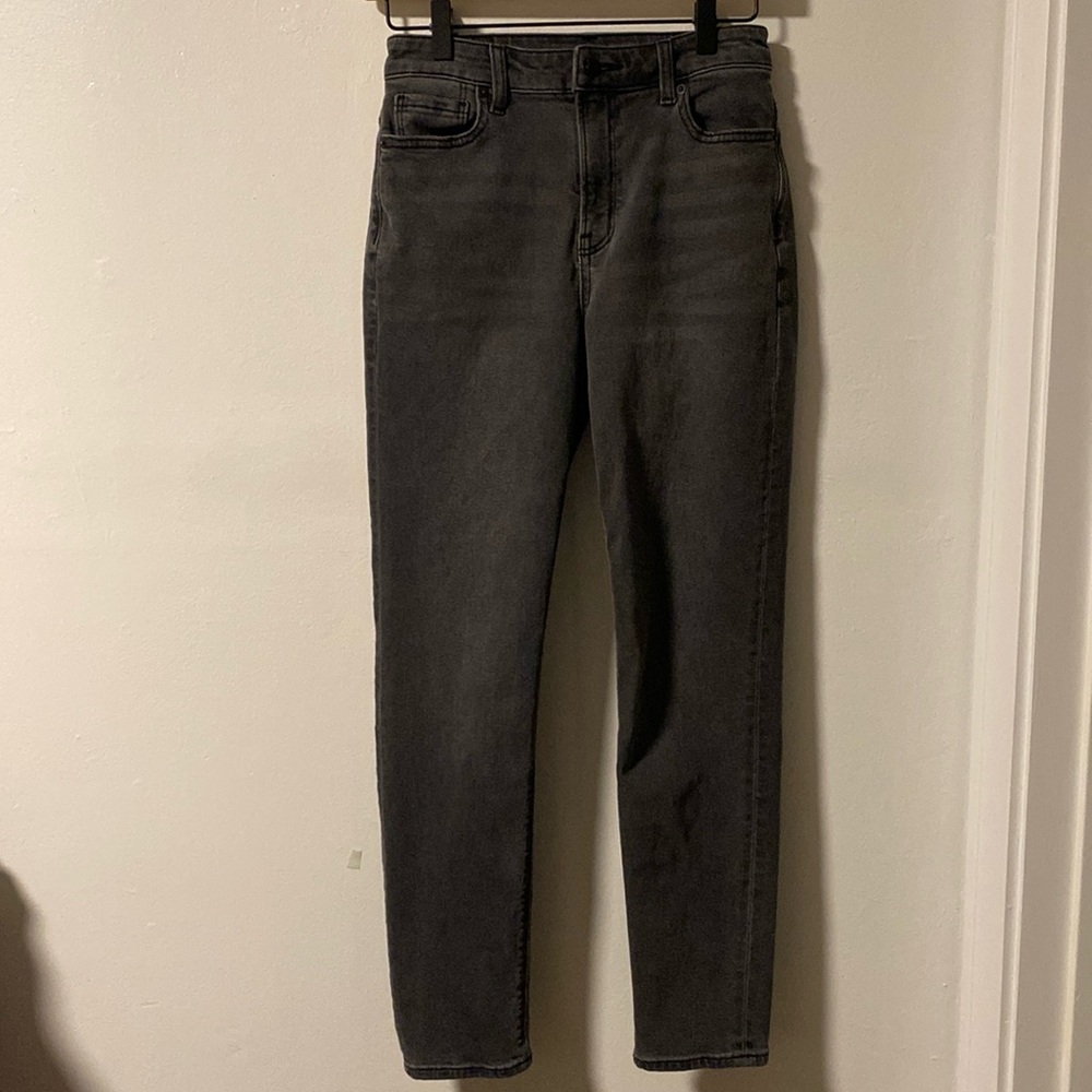 Washed Black Non-Distressed Mom Jeans (0 Regular)